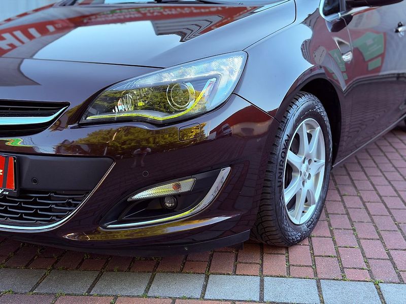 Opel Astra 1.4 Turbo Innovation Aut., S.K - fotka 3 z 26