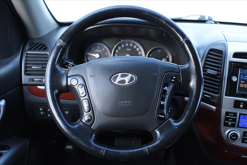 Hyundai Santa Fe 2.2CRDi 114kW AWD A/T TAŽNÉ ČR - fotka 14 z 22