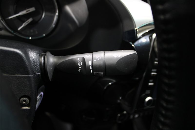 Toyota Hilux 2,4 D-4D 150 4x4 1.majitel, CZ - fotka 16 z 33