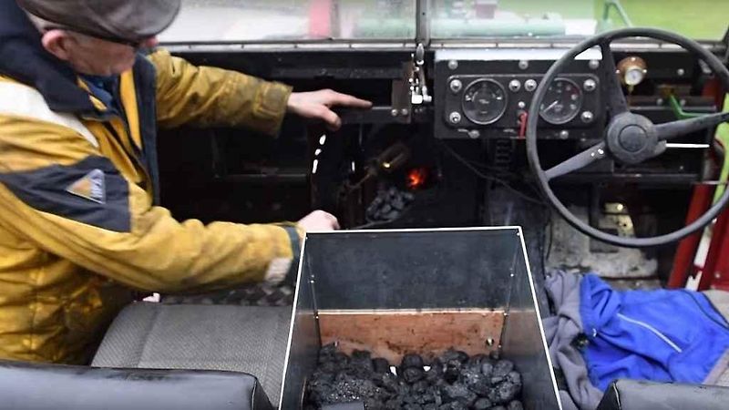 Land Rover s parním strojem namísto motoru.