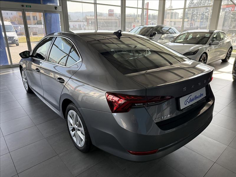 Škoda Octavia 1,5   110kW,STYLE,ČR,SERVISKA - fotka 4 z 28