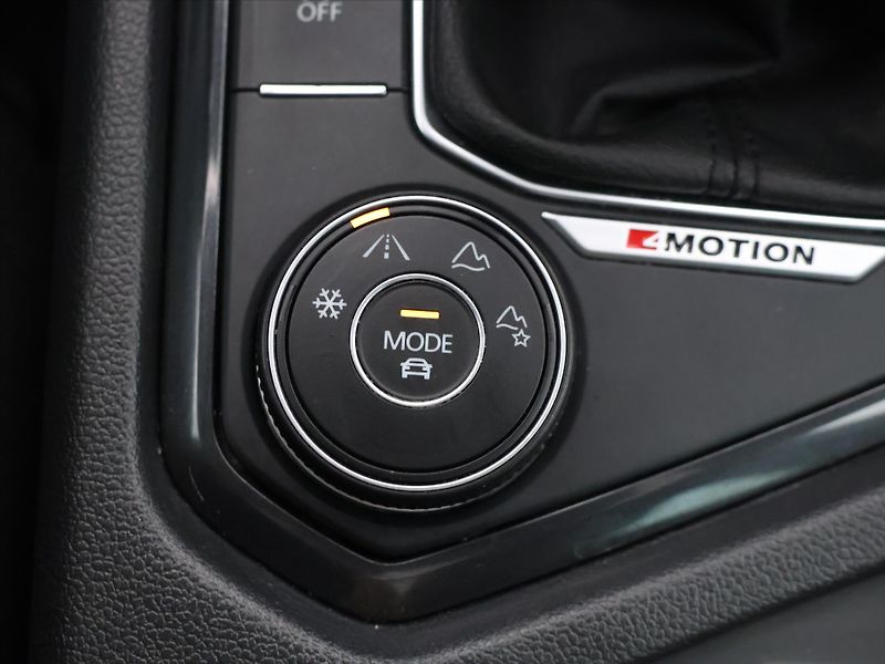 Volkswagen Tiguan 2.0 TDI 110kW 4MOT Highline DP - fotka 22 z 31