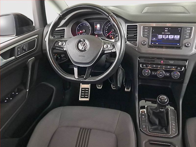 Volkswagen Golf Sportsvan (2016) 1.2 TSI, Tempomat - fotka 7 z 19