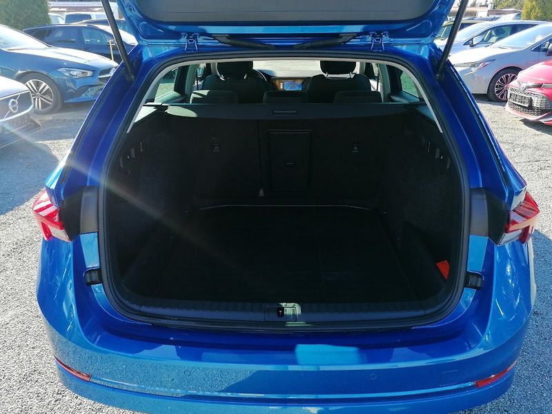 Škoda Octavia (2020) 2.0 TDi  LED,KAMERA,ACC - fotka 32 z 35