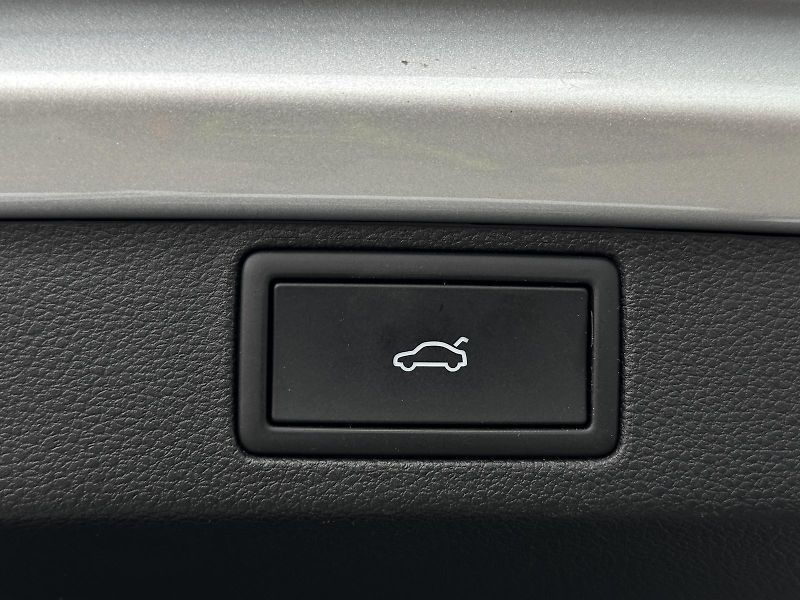 Škoda Scala 1.0TSi 116PS Monte Carlo Matri - fotka 42 z 46