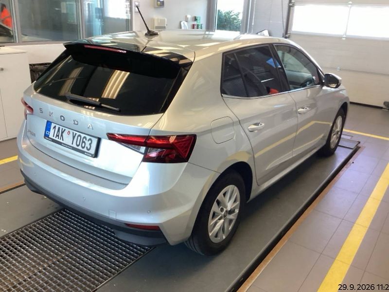 Škoda Fabia Top Selection 1,0 TSI 70kW MT5 - fotka 3 z 8