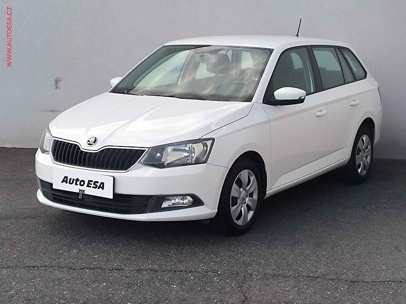 Škoda Fabia (2015) 1.2 TSi, 1.maj,ČR, Ambition - fotka 3 z 16
