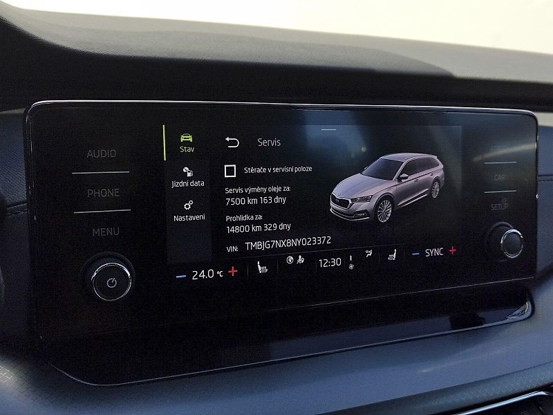 Škoda Octavia (2022) Combi Ambition Plus 2,0 Tdi 85 - fotka 9 z 35