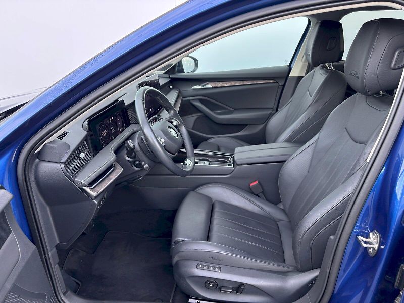 Škoda Superb (2024) 2.0 TDI 110kW DSG L&K - fotka 5 z 35