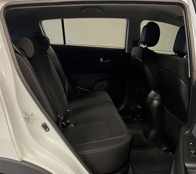 Kia Sportage - fotka 12 z 16