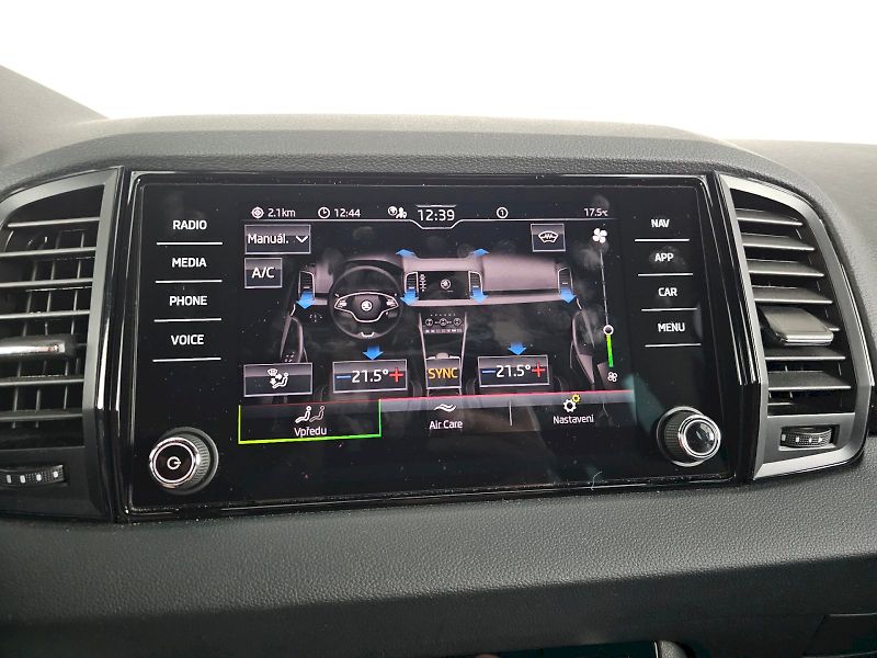 Škoda Karoq (2024) 1.5TSi 110kW DSG SPORTLINE EXC - fotka 19 z 39