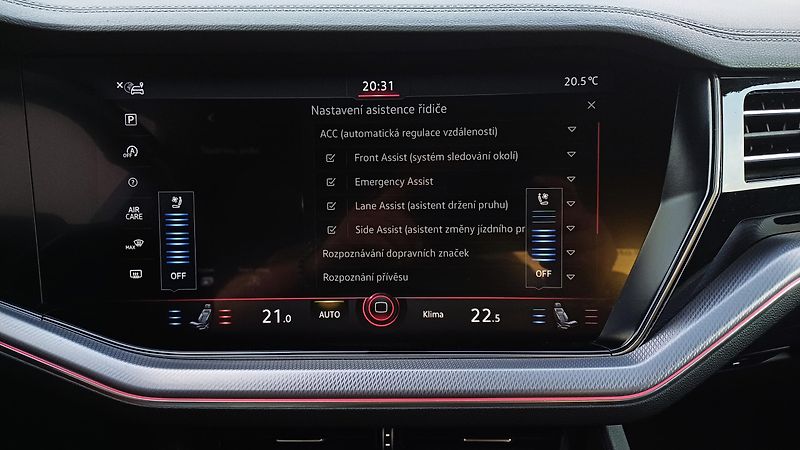 Volkswagen Touareg TSI 250kW R-LINE - fotka 23 z 33