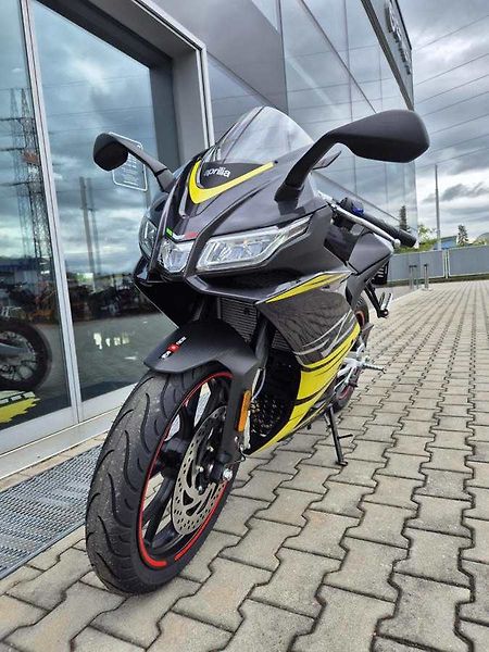 Aprilia RS 125 (2026) E5+ - fotka 10 z 37