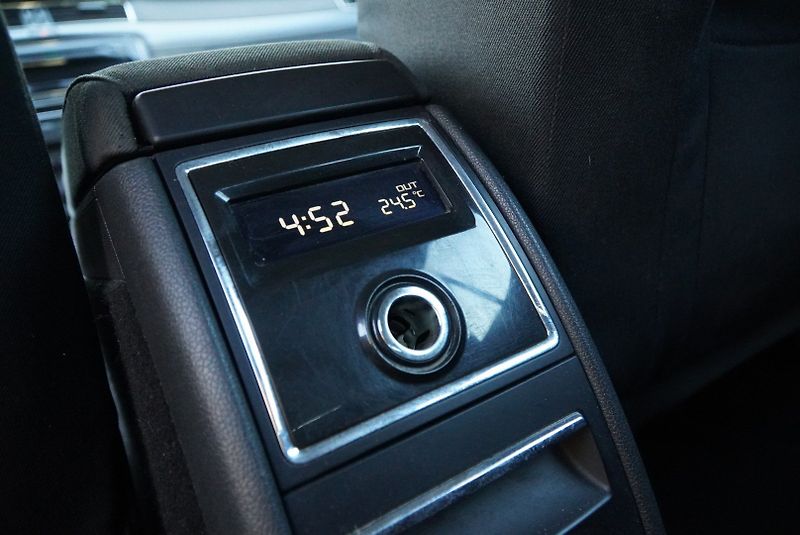 Škoda Superb (2013) 1.4 TSi 92kW Comfortline - fotka 23 z 27