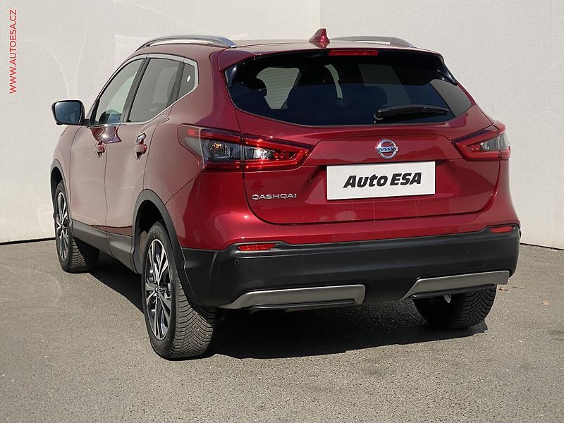 Nissan Qashqai (2018) 1.2 DIG-T, N-Connecta, LED - fotka 6 z 19