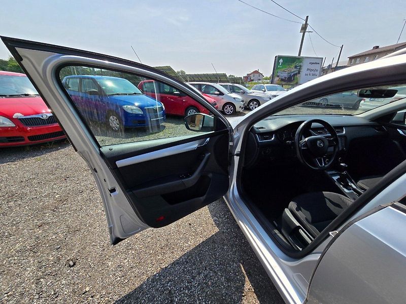 Škoda Octavia (2017) 2.0 TDi 110KW DSG Ambiente - fotka 8 z 21