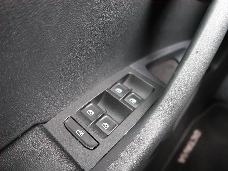 Škoda Octavia (2019) 2.0 TDI, Automat, Navi - fotka 17 z 17