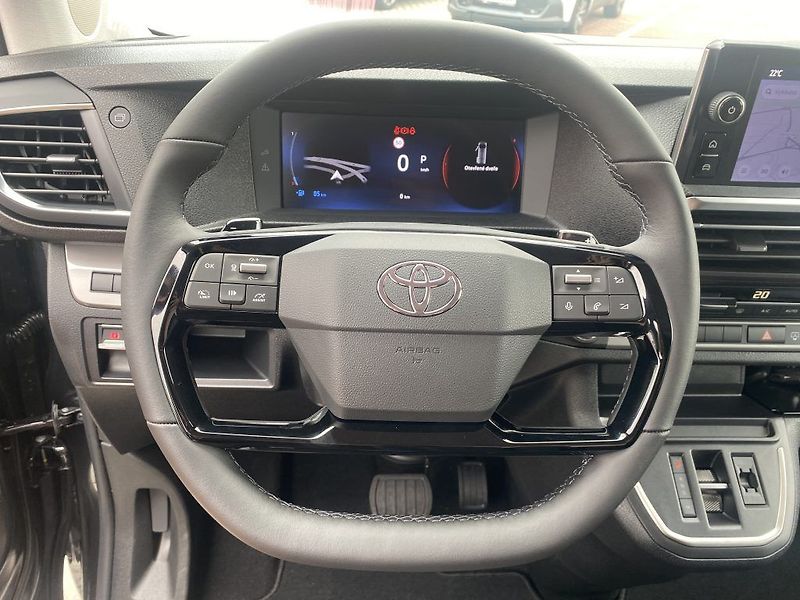 Toyota ProAce Verso 2,0 Diesel L2 5D 8A/T Family - fotka 18 z 23