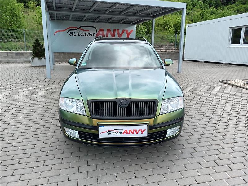 Škoda Octavia 1,6 MPI,75KW,KLIMA,KOLA - fotka 2 z 35