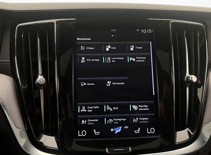 Volvo S60 Recharge T8 AWD R Kam Pano Taž - fotka 23 z 33