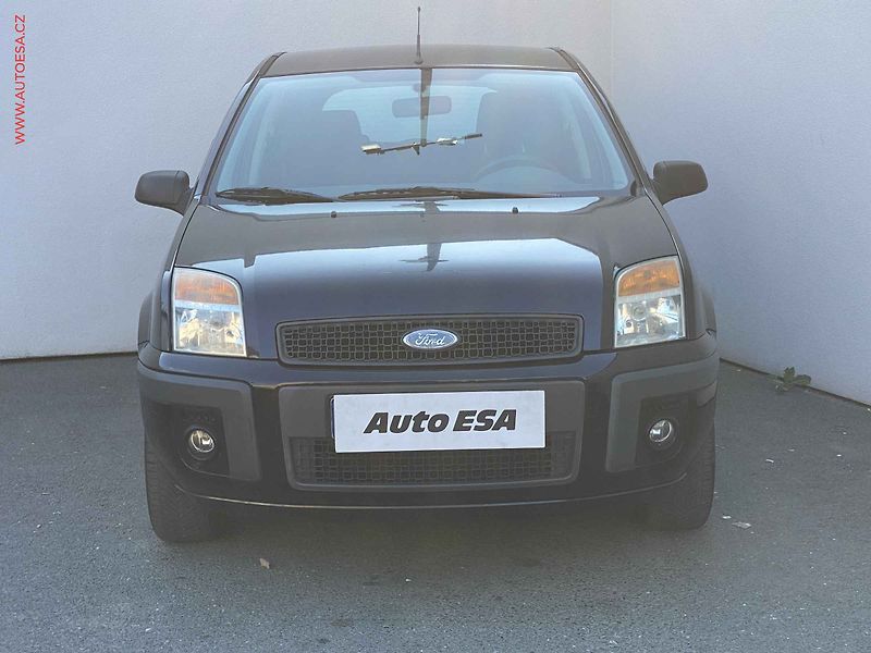 Ford Fusion (2009) 1.4i, 1.maj,ČR, Klima - fotka 2 z 17