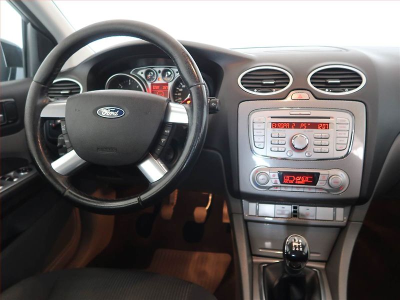 Ford Focus (2008) 1.6 TDCi, po STK - fotka 7 z 14
