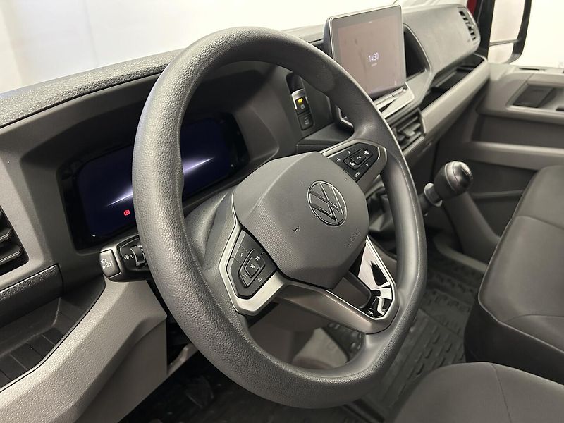 Volkswagen Crafter 2.0 TDI L3H2 - fotka 9 z 25