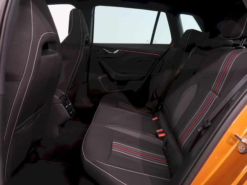 Škoda Kamiq (2025) MONTE CARLO 1.0TSI 85KW PANORA - fotka 16 z 40