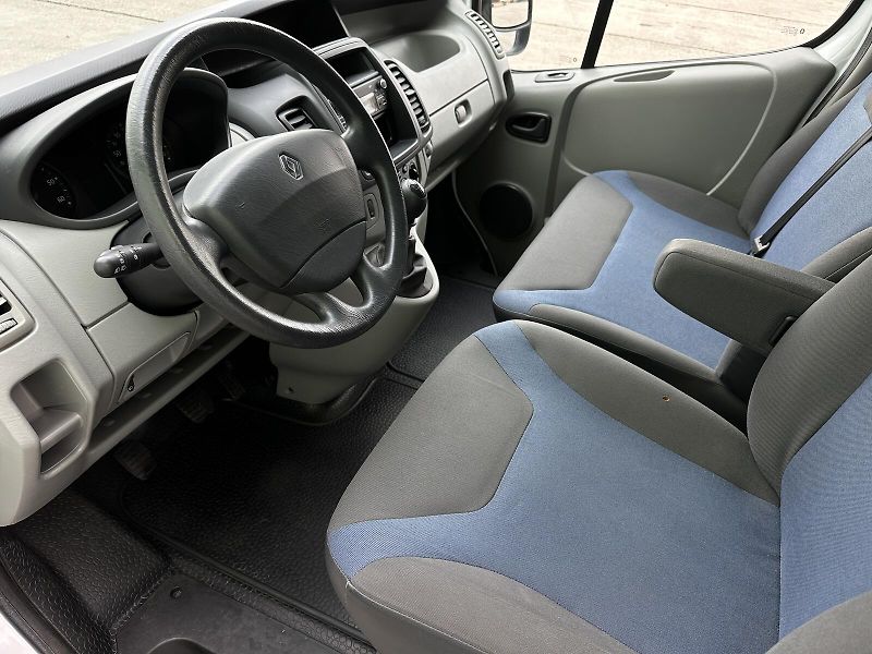 Renault Trafic 2.0dCi 90PS L1-H1 6RM CHLAĎÁK - fotka 16 z 27