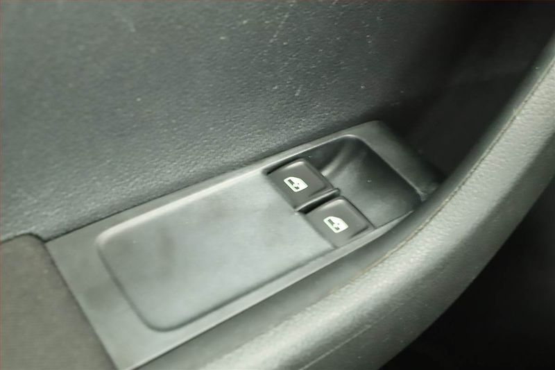 Škoda Fabia (2016) 1.4 TDI, nová STK - fotka 11 z 11