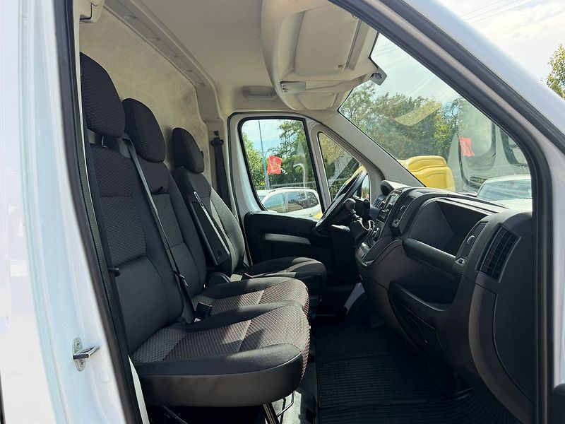 Peugeot Boxer 2.2BHDI 88kw*L1H1*CZ*DPH* - fotka 19 z 29