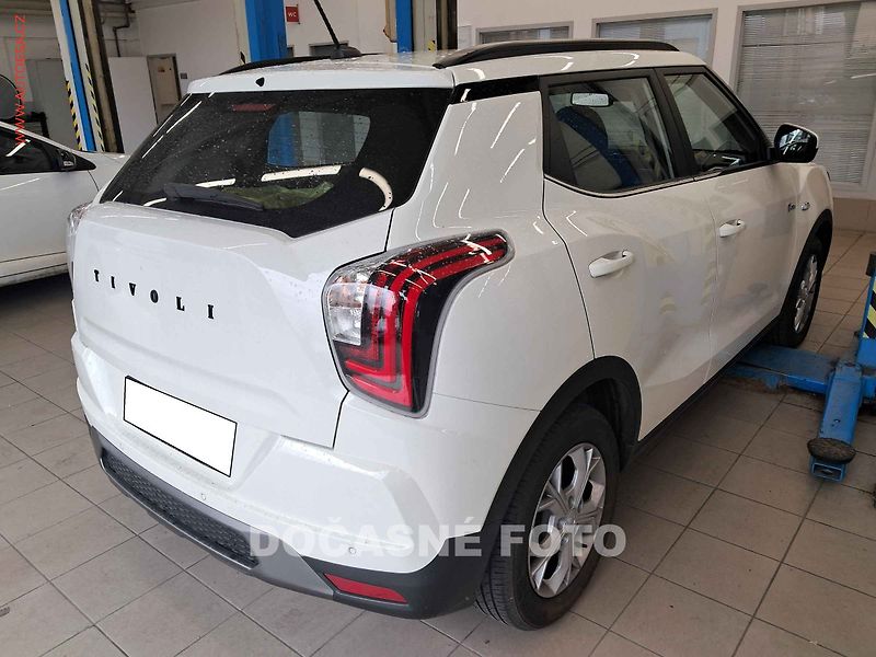 SsangYong Tivoli (2025) 1.5T-GDi, ČR, Navi, AC - fotka 2 z 3