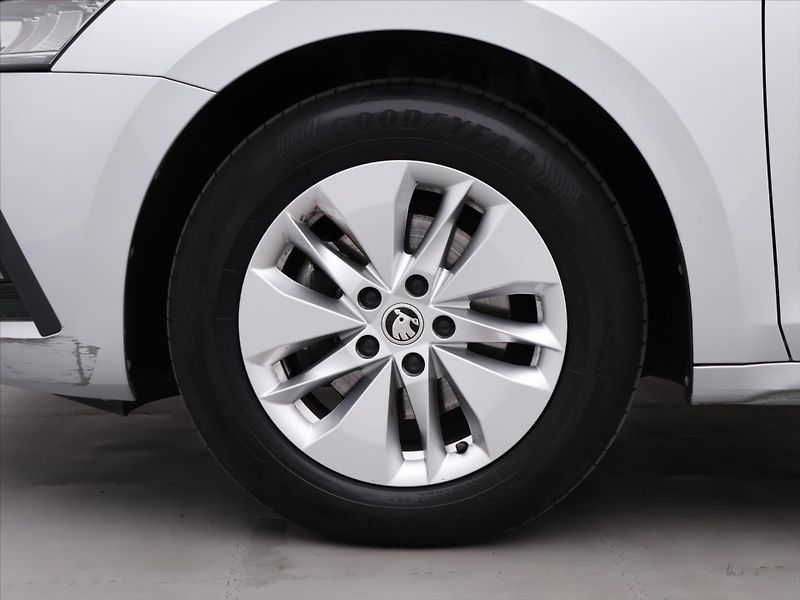 Škoda Octavia 2.0 TDI Ambition CZ 1.Maj. DPH - fotka 30 z 37