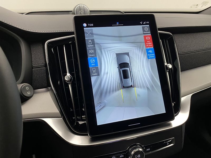 Volvo XC90 (2025) T8 AWD RECHARGE BLACK EDITION  - fotka 73 z 80