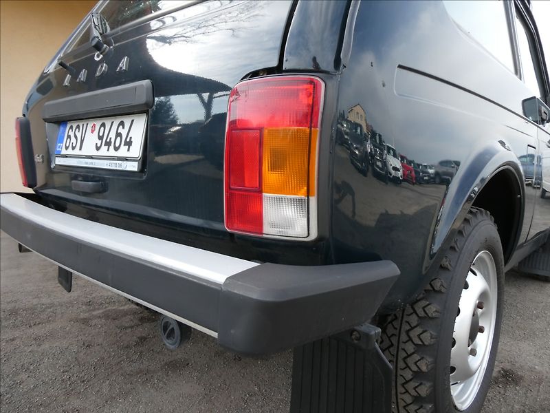 Lada Niva 1,7 i 4x4 61kW LPG, DPH, ČR - fotka 10 z 37