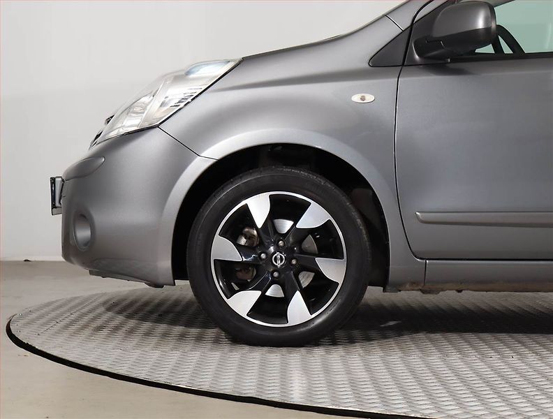 Nissan Note (2012) 1.4, Tempomat - fotka 14 z 17