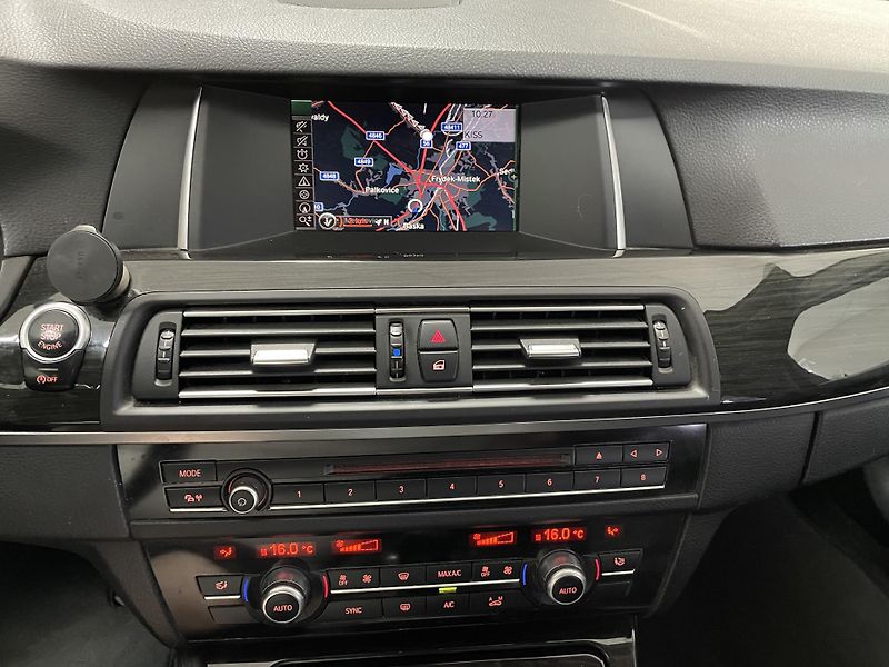 BMW Řada 5 2.0 D AT NAVI KŮŽE BI-XENON - fotka 25 z 28