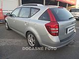 Kia Ceed (2008) 1.6i, ČR, autoAC, tažné - náhled 1