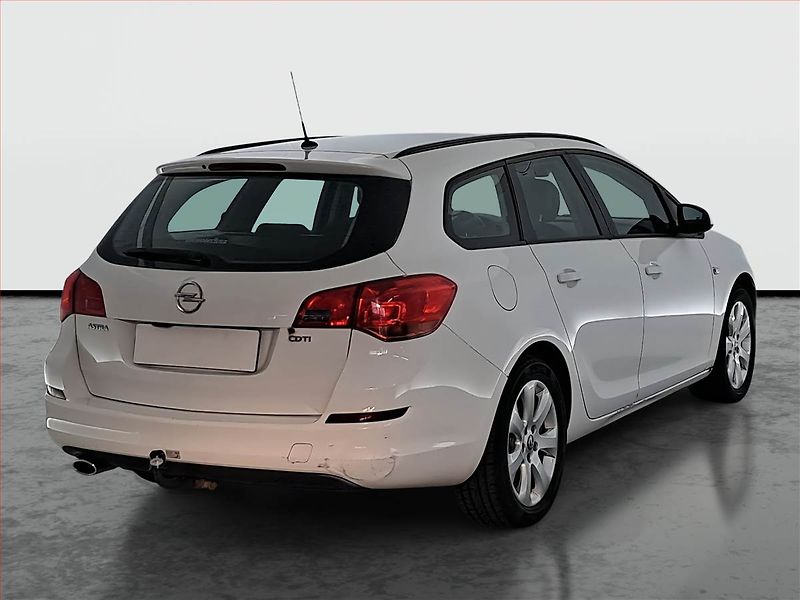 Opel Astra (2011) 2.0 CDTI, nová STK, Tažné - fotka 5 z 16