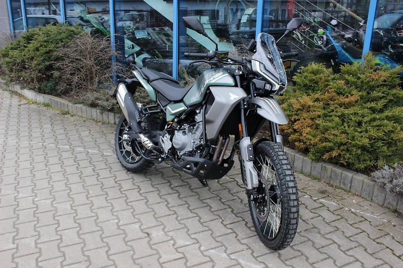 Moto Morini (2026) Alltrhike 450 NOVINKA 2026 - fotka 1 z 8