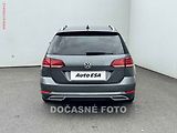 Volkswagen Golf (2018) 1.6TDi, DSG, LED, navi - náhled 4