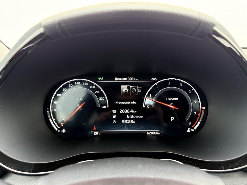 Kia XCeed 1.5 T-GDI 7DCT 117kW TOP - fotka 16 z 23