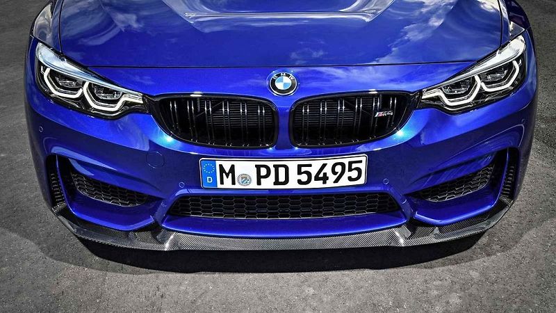 BMW M4 CS