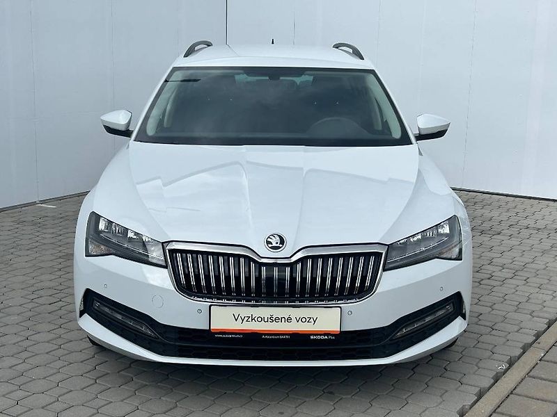 Škoda Superb Ambition 7DSG 2,0TDI - fotka 4 z 24