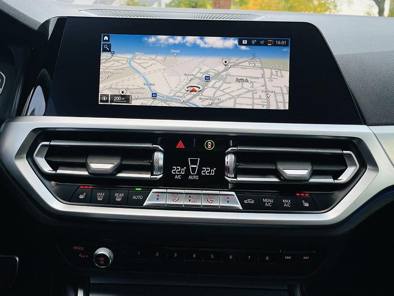 BMW Řada 3 320d XDRIVE M-PAKET VÝHŘEV - fotka 42 z 59