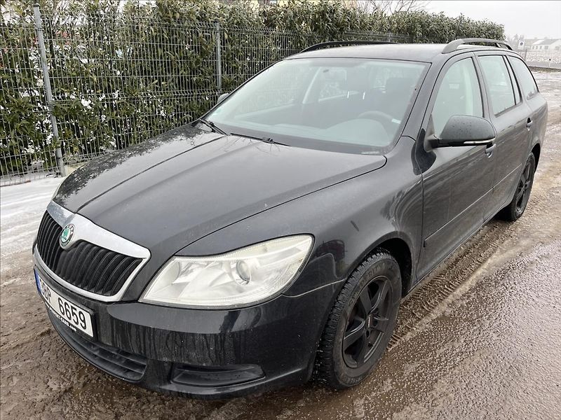 Škoda Octavia 1,2 TSi DSG KLIMA SERVIS STK - fotka 1 z 33