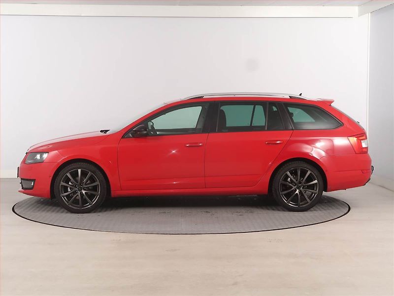 Škoda Octavia (2015) 2.0 TDI, Automat, Navi - fotka 3 z 20