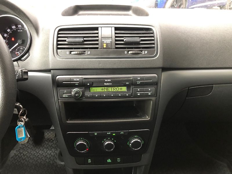 Škoda Yeti (2013) 2.0 TDi 4x4, tažné - fotka 18 z 38