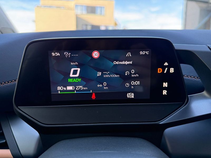 Cupra Born 150kW 360° kamera HUD 62kWh ba - fotka 14 z 45