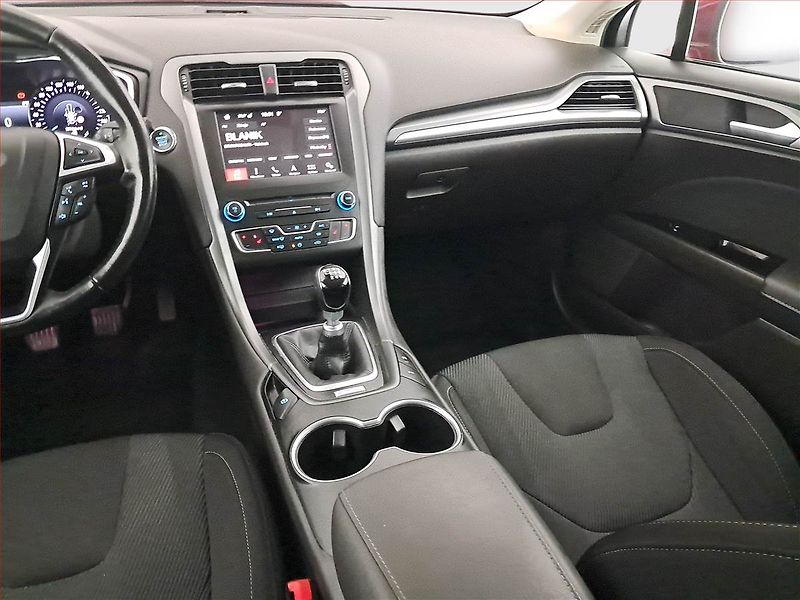 Ford Mondeo (2018) Titanium 2.0 TDCI, ČR,1.maj - fotka 8 z 16